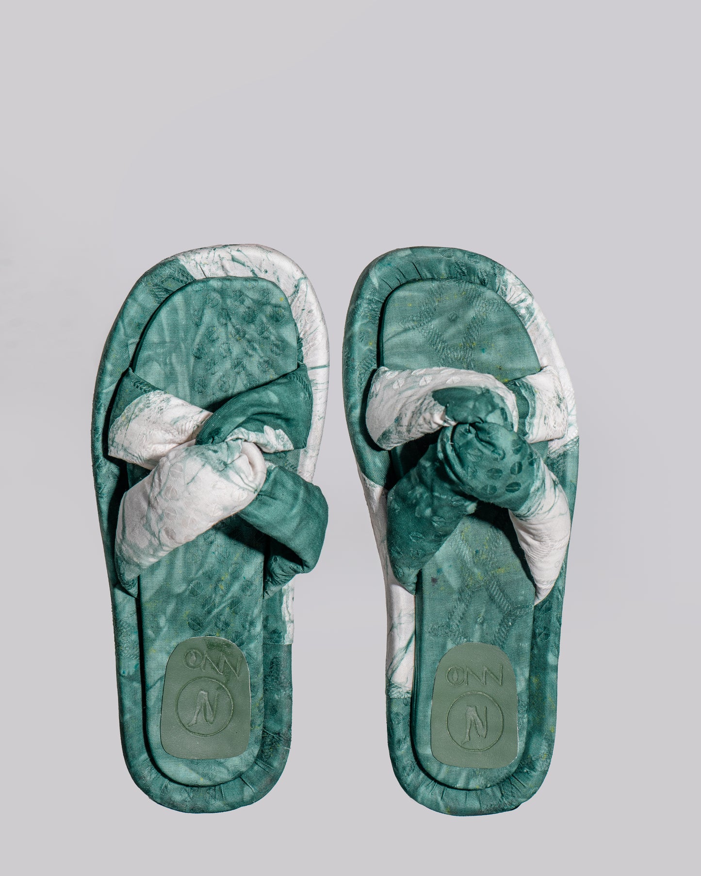 Gimel Sandal